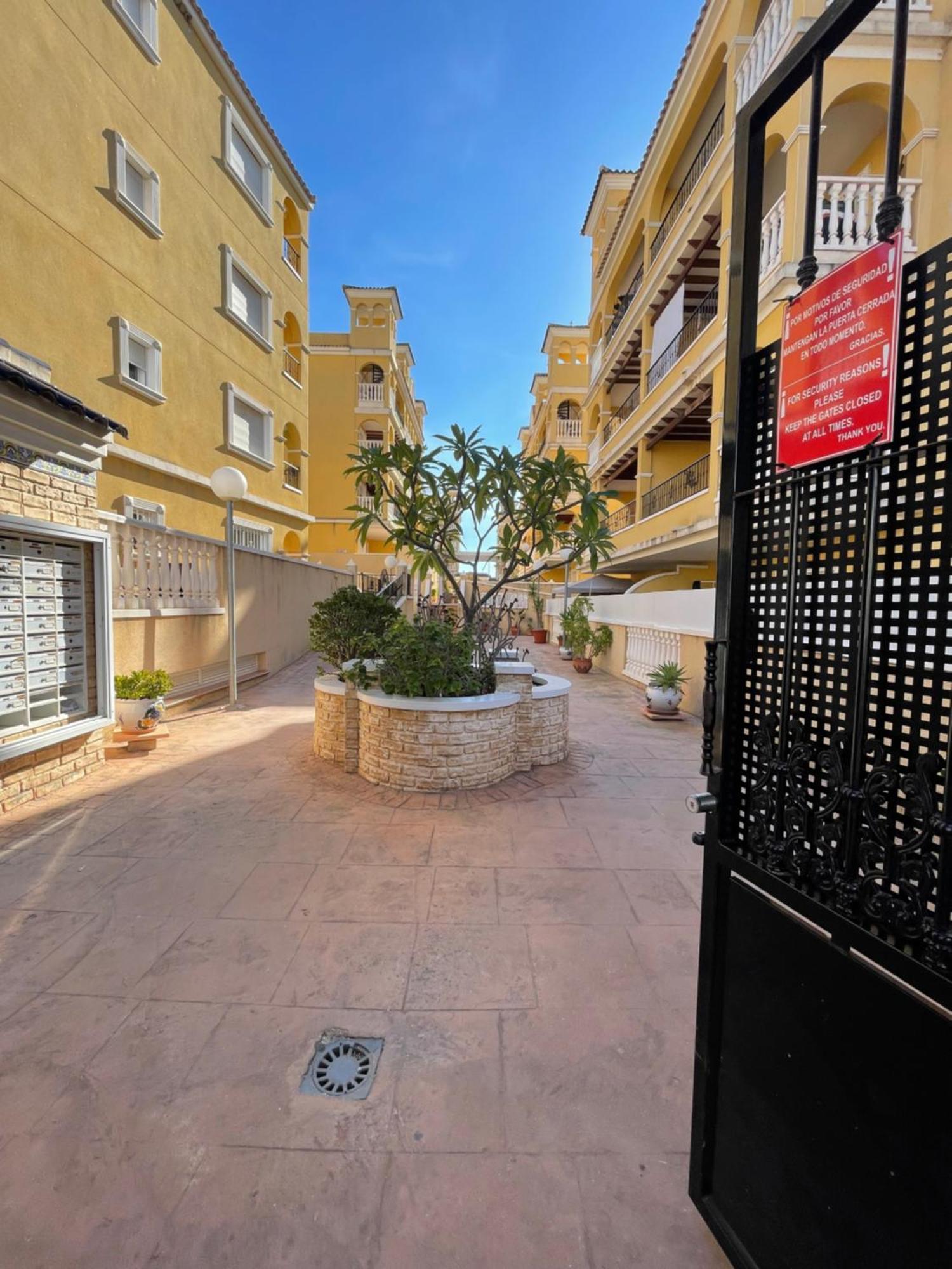 Casa Amarela Guesthouse, Algorfa Exterior photo